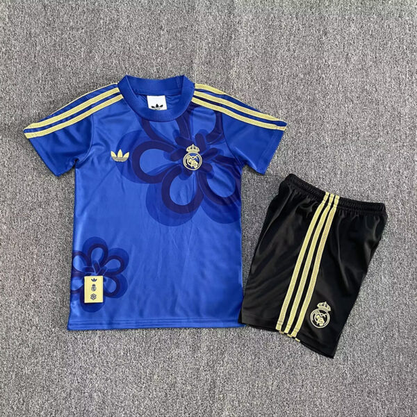 25/26 Real Madrid Blue Special Edition Kids Set