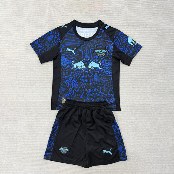 25/26 Leipzig "Glow-in-the-Dark" Special Edition Kids Set